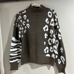 Sweater large